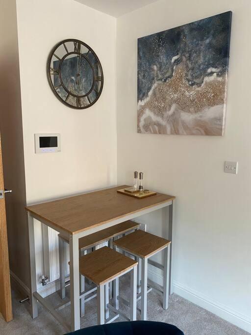 Luxury Modern 1Bed Sea View Apartment Rhôs-on-Sea Extérieur photo