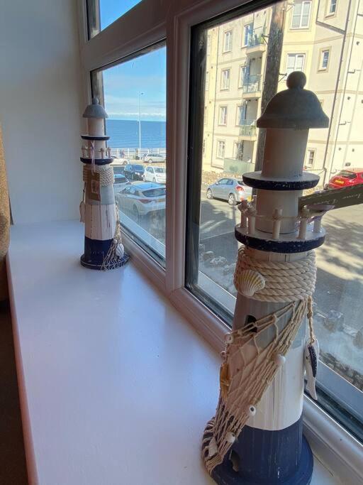 Luxury Modern 1Bed Sea View Apartment Rhôs-on-Sea Extérieur photo